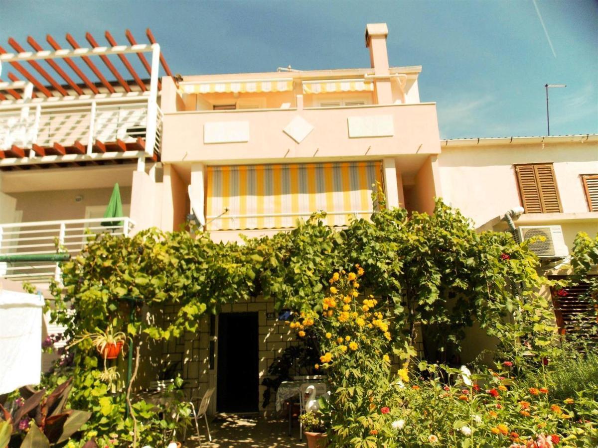 Guesthouse Jenny Novalja Extérieur photo